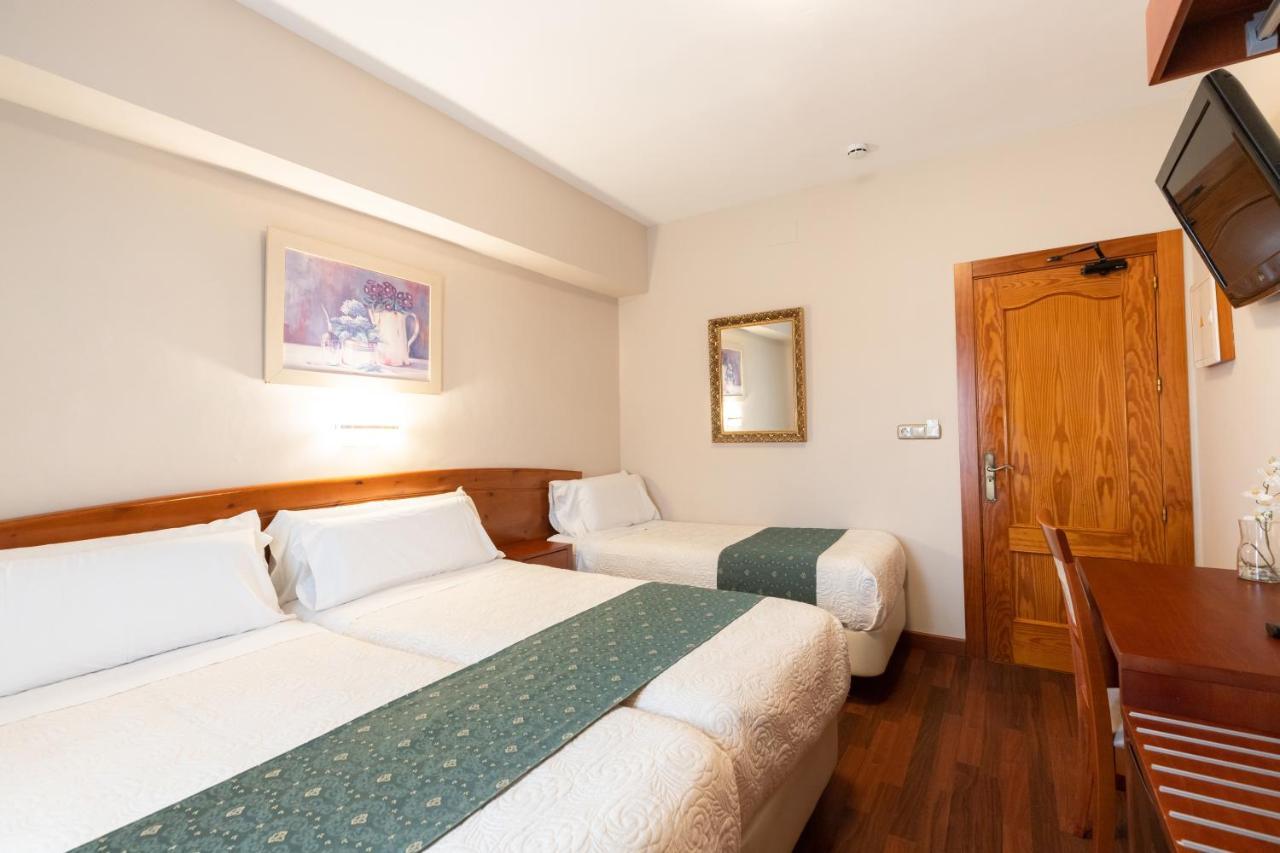 Hotel Alameda Malaga Zewnętrze zdjęcie