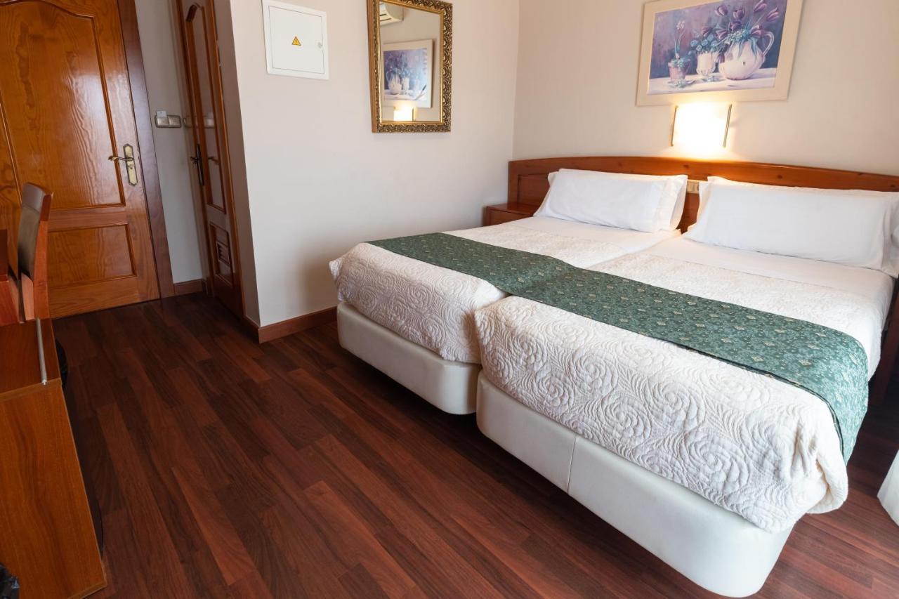 Hotel Alameda Malaga Zewnętrze zdjęcie